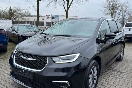 Chrysler Pacifica 73.309 km 31.499 &euro; Schüttorf 48465