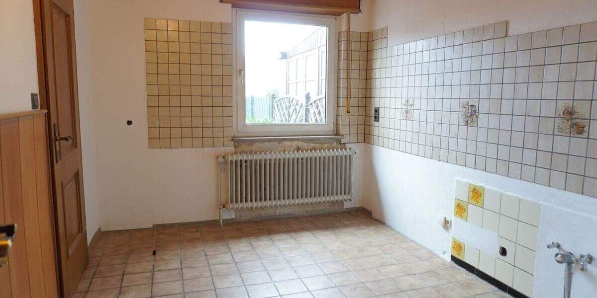 Doppelhaushälfte Lingen (Ems) Lingen - 4 Zimmer, 100 m&sup2;, 150.000&euro; | Angebot:25730097