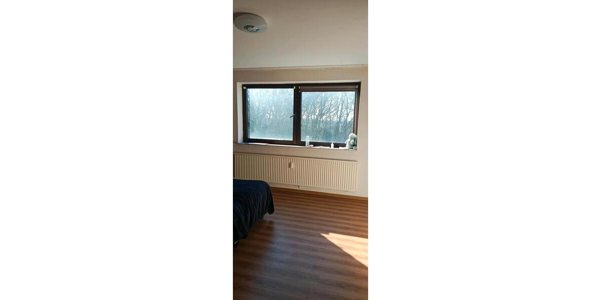 Etagenwohnung Lingen (Ems) - 2 Zimmer, 100 m&sup2;, 422&euro; | Angebot:25567952