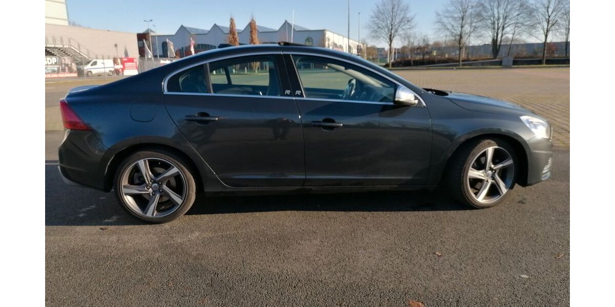 Volvo S60 92.900 km 14.700 &euro; Lingen 49808