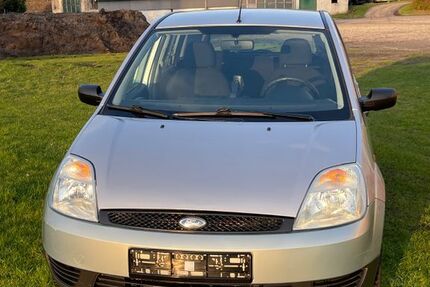 Ford Fiesta 122.000 km 1.500 &euro; Bad Bentheim 48455