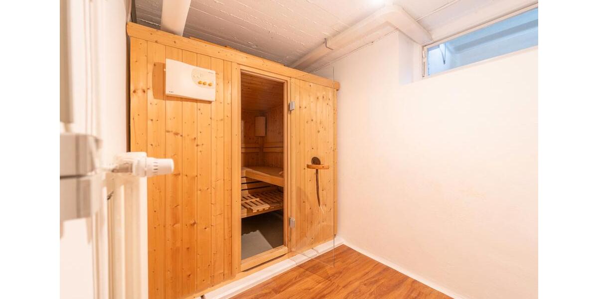 Einfamilienhaus Neuenhaus - 7 Zimmer, 236 m&sup2;, 1.900&euro; | Angebot:26587162