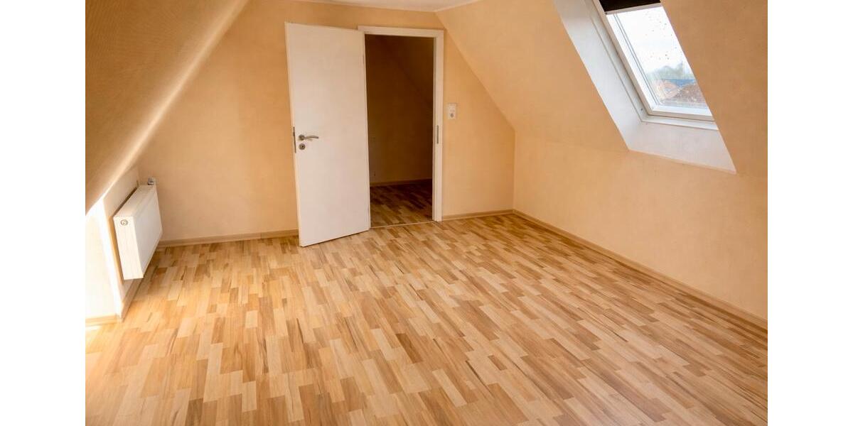 Dachgeschoßwohnung Nordhorn Bookholt - 3 Zimmer, 92 m&sup2;, 950&euro; | Angebot:25137133