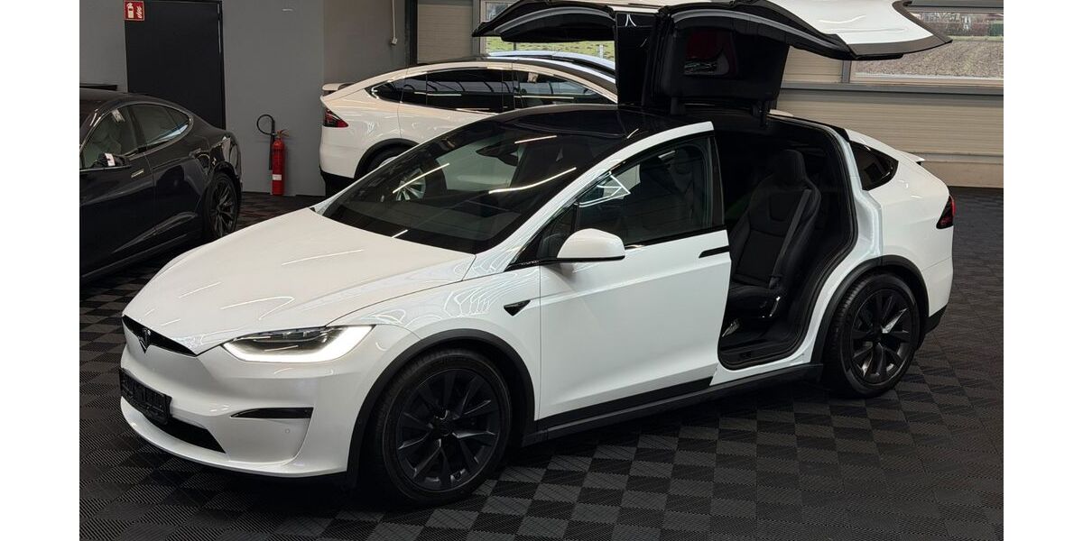 Tesla Model X 67.777 km 75.950 &euro; Emsbüren 48488