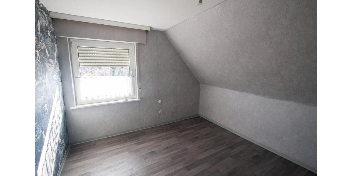 Einfamilienhaus Neuenhaus - 7 Zimmer, 125 m&sup2;, 235.000&euro; | Angebot:25393524