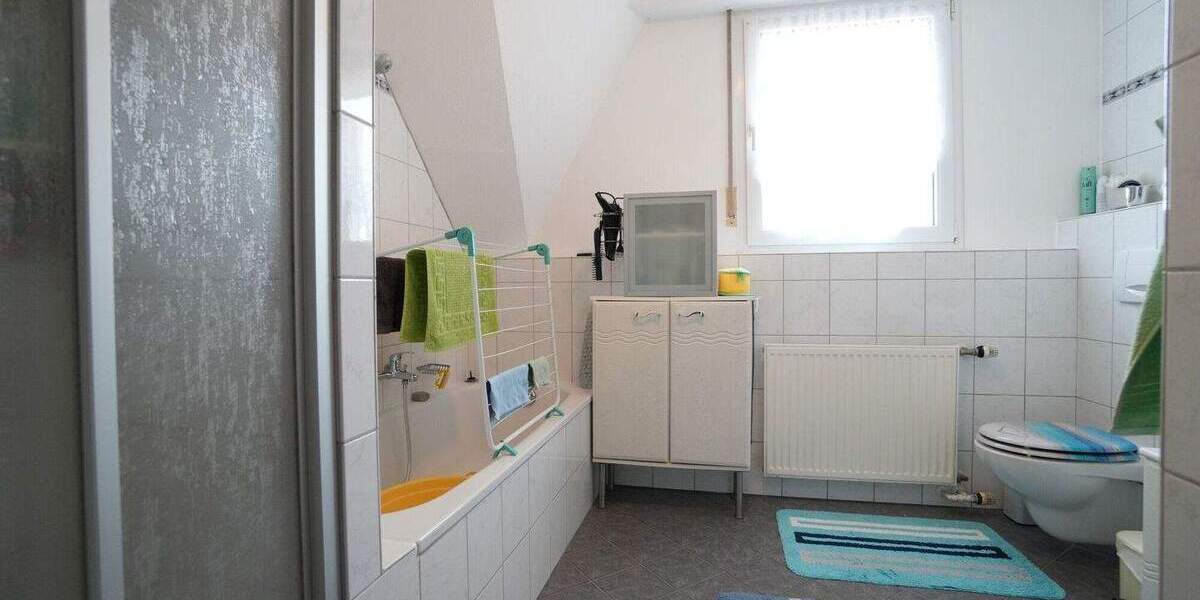 Doppelhaushälfte Salzbergen - 4 Zimmer, 109 m&sup2;, 245.000&euro; | Angebot:25698322