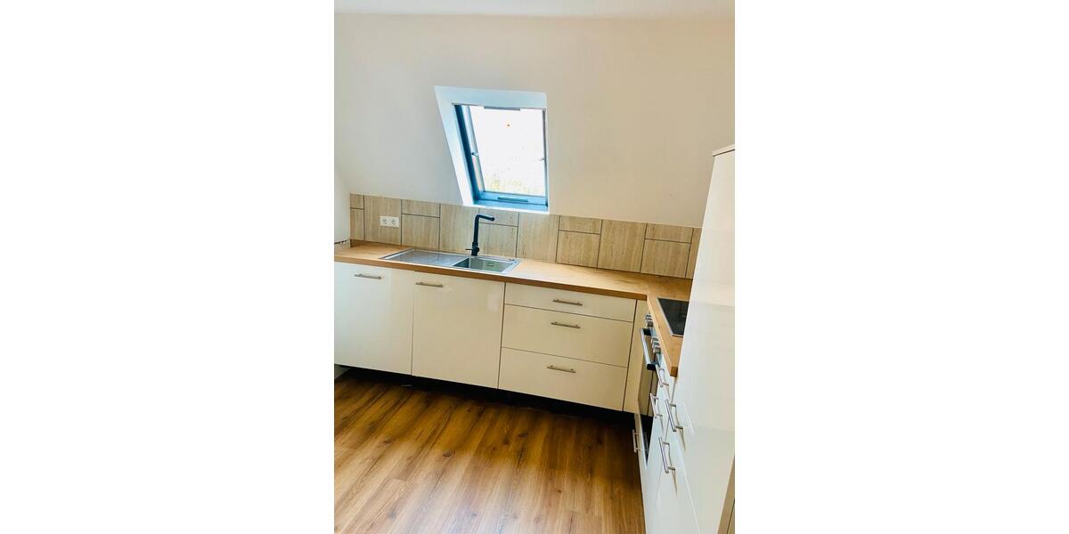 Dachgeschoßwohnung Nordhorn Bookholt - 3 Zimmer, 92 m&sup2;, 950&euro; | Angebot:25137133