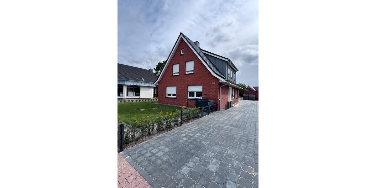 Dachgeschoßwohnung Lingen (Ems) - 3 Zimmer, 66 m&sup2;, 690&euro; | Angebot:26645695