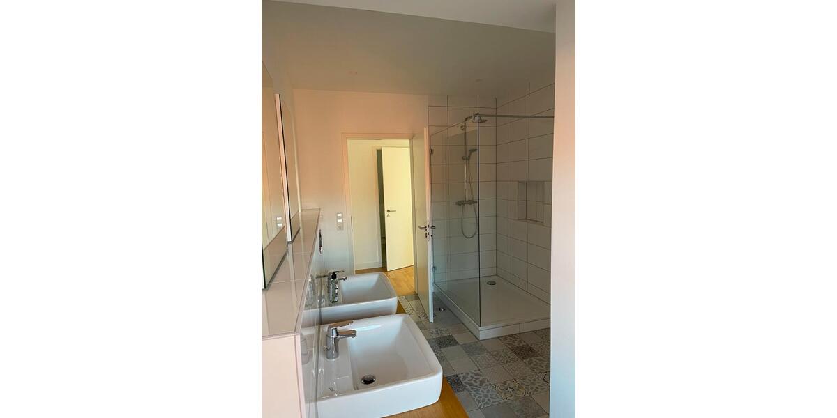 Dachgeschoßwohnung Neuenhaus - 2 Zimmer, 94 m&sup2;, 790&euro; | Angebot:25280346