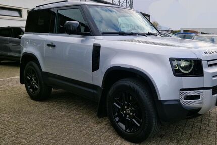 Land Rover Defender 49.900 km 68.400 &euro; Gronau 48599