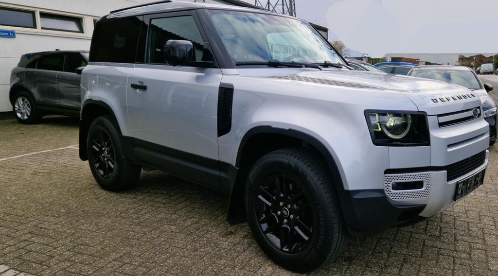 Land Rover Defender 49.900 km 68.400 &euro; Gronau 48599