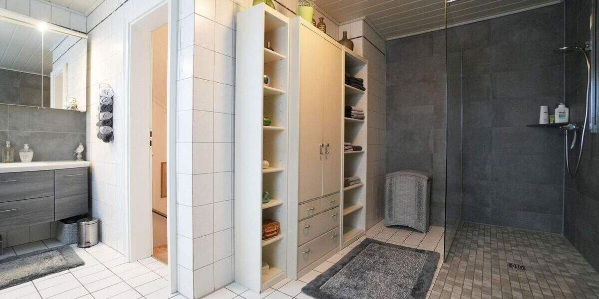 Reihenmittelhaus Salzbergen - 3 Zimmer, 72 m&sup2;, 135.000&euro; | Angebot:25698325