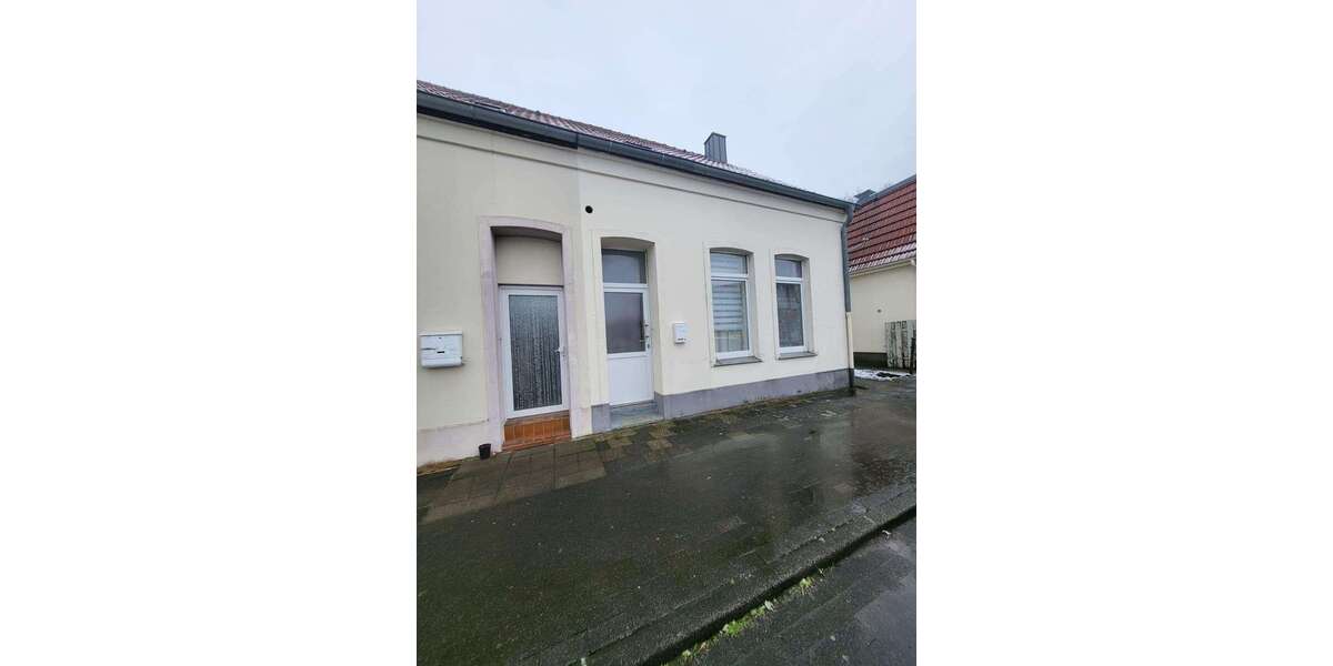 Einfamilienhaus Gronau - 6 Zimmer, 125 m&sup2;, 179.000&euro; | Angebot:25195746