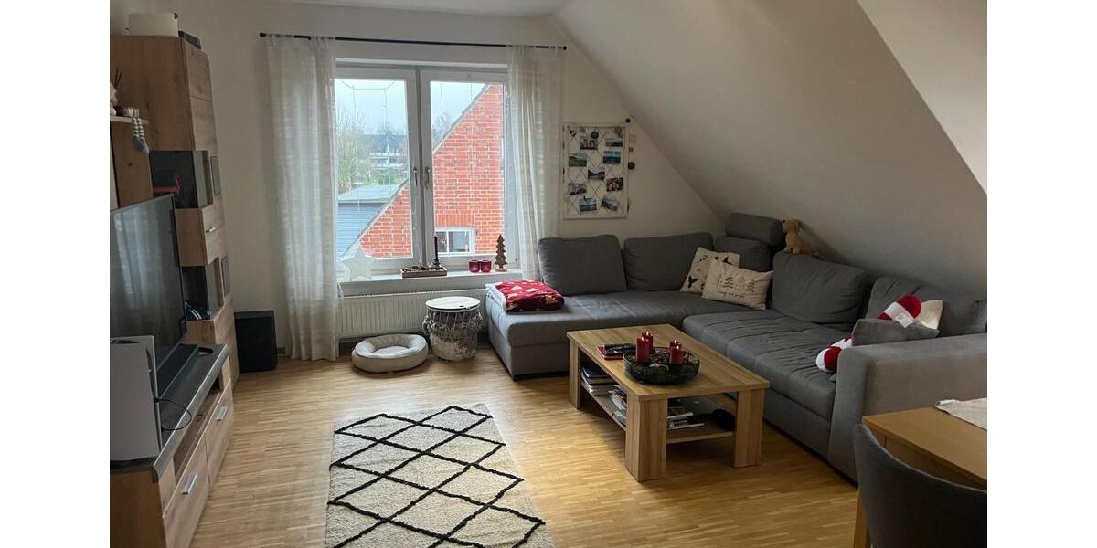 Dachgeschoßwohnung Lingen (Ems) - 3 Zimmer, 78 m&sup2;, 710&euro; | Angebot:25417180