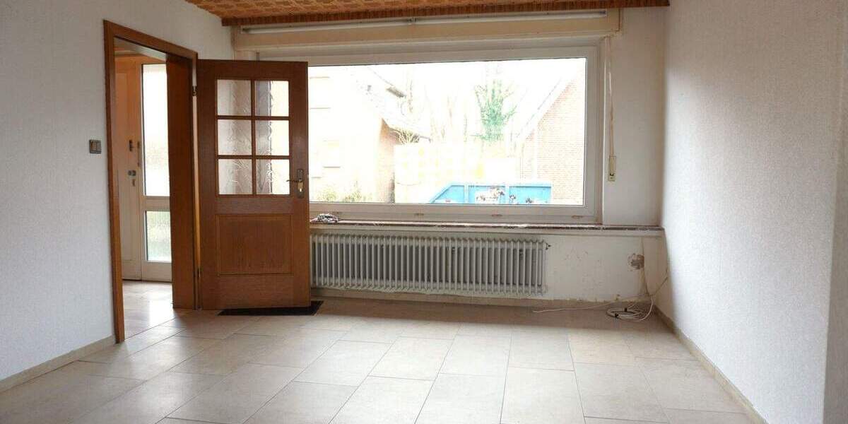 Doppelhaushälfte Lingen (Ems) Lingen - 4 Zimmer, 100 m&sup2;, 150.000&euro; | Angebot:25730097