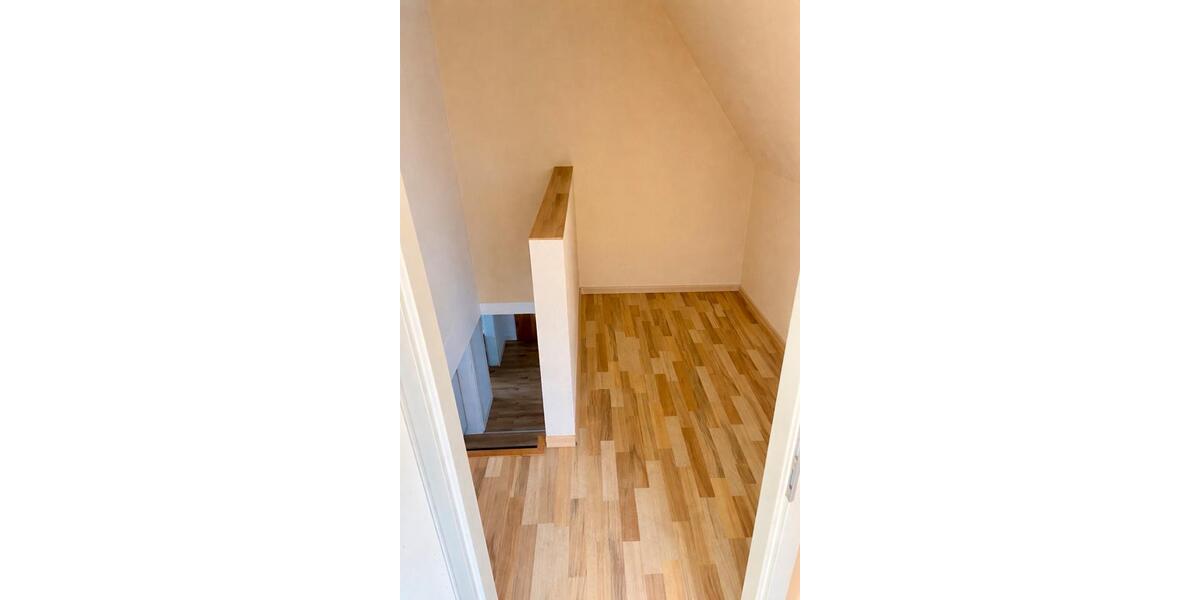 Dachgeschoßwohnung Nordhorn Bookholt - 3 Zimmer, 92 m&sup2;, 950&euro; | Angebot:25137133