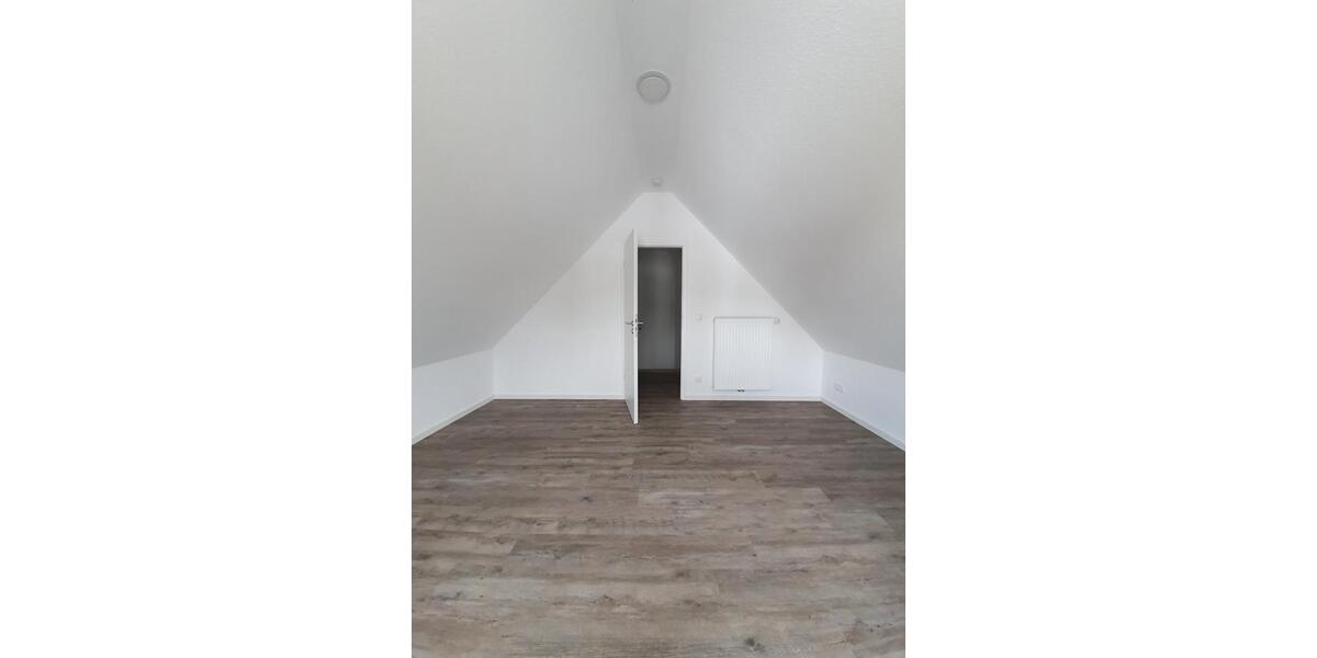 Doppelhaushälfte Lingen (Ems) - 5 Zimmer, 125 m&sup2;, 1.296&euro; | Angebot:26560574
