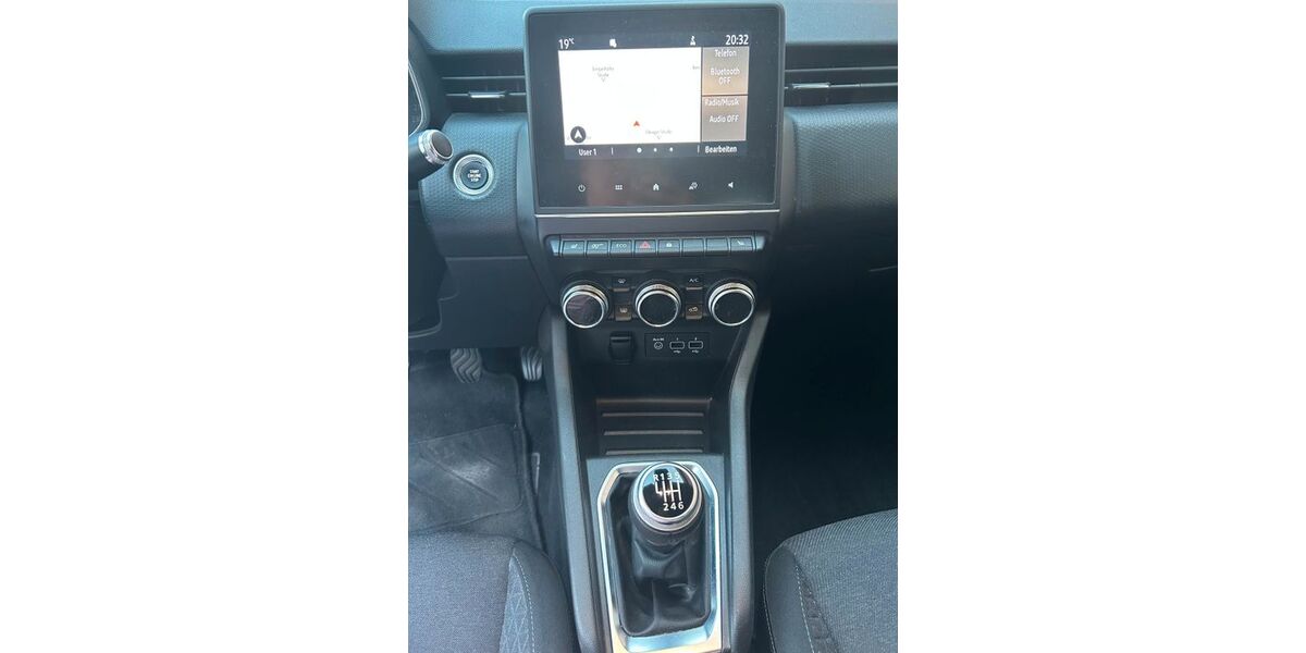 Renault Clio 72.200 km 9.500 &euro; Bad Bentheim 48455