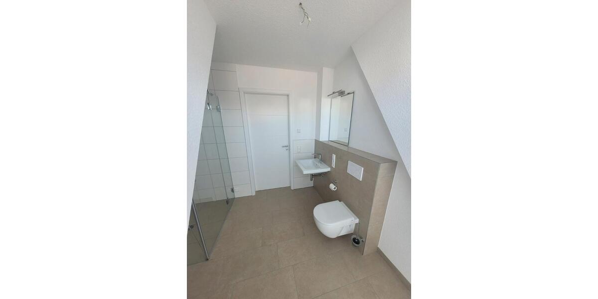 Dachgeschoßwohnung Emsbüren - 3 Zimmer, 81 m&sup2;, 811&euro; | Angebot:24427742