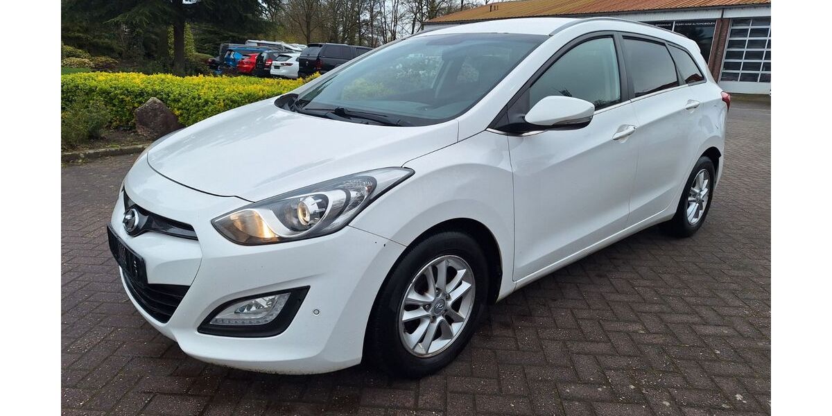 Hyundai i30 530.000 km 3.250 &euro; Bad bentheim 48455