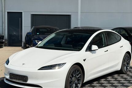 Tesla Model 3 26.999 km 45.500 &euro; Emsbüren 48488