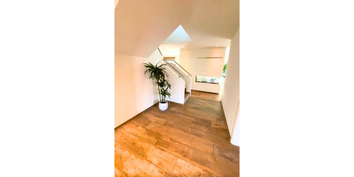 Einfamilienhaus Lingen (Ems) Damaschke - 5 Zimmer, 200 m&sup2;, 2.900&euro; | Angebot:26366788
