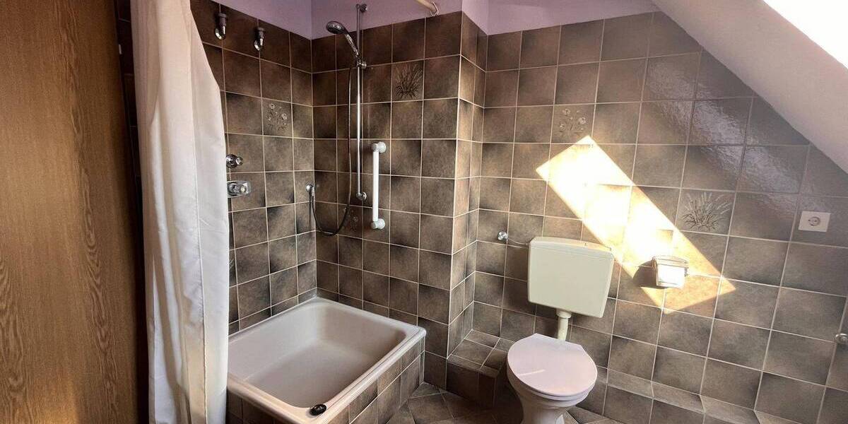 Einfamilienhaus Georgsdorf - 6 Zimmer, 130 m&sup2;, 239.000&euro; | Angebot:26092052