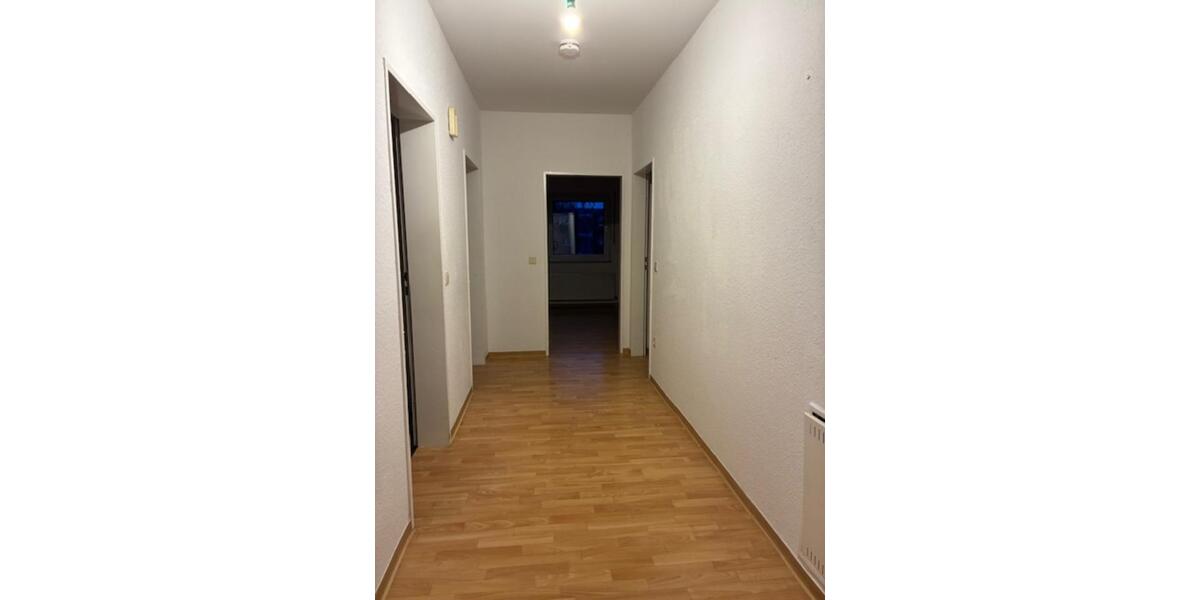 Etagenwohnung Lingen (Ems) - 2.5 Zimmer, 64 m&sup2;, 610&euro; | Angebot:25455602
