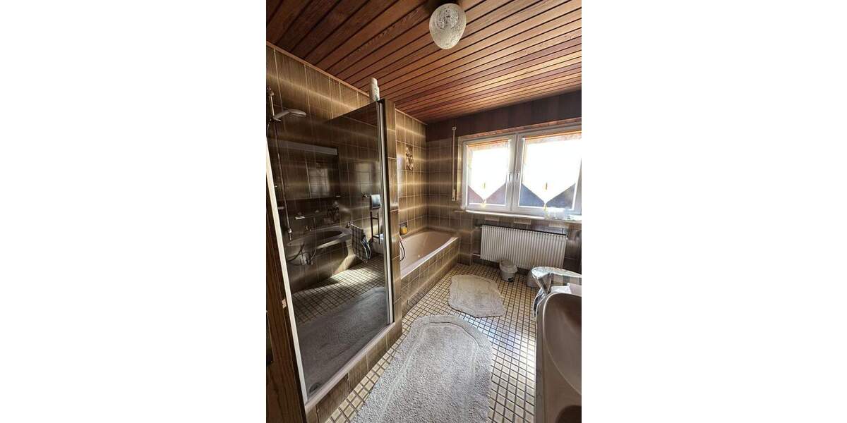 Einfamilienhaus Gronau Epe - 8 Zimmer, 215 m&sup2;, 405.000&euro; | Angebot:25742303