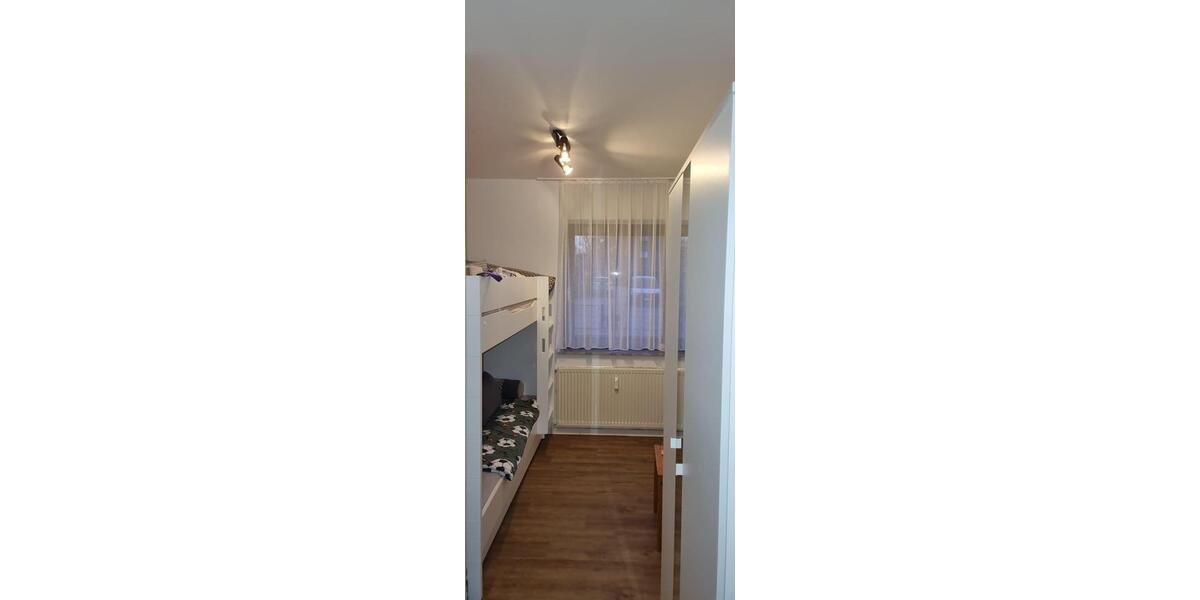 Erdgeschoßwohnung Lingen (Ems) Damaschke - 4 Zimmer, 90 m&sup2;, 850&euro; | Angebot:25401770