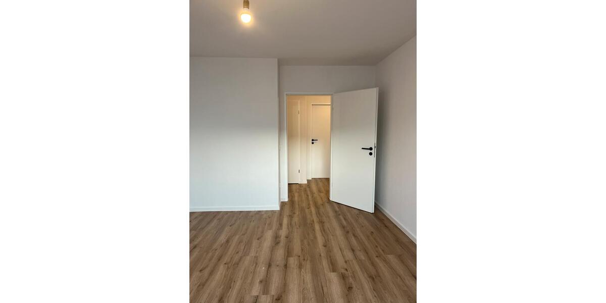 Dachgeschoßwohnung Lingen (Ems) - 3 Zimmer, 89 m&sup2;, 890&euro; | Angebot:26007346