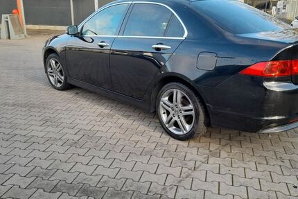 Honda Accord 348.500 km 2.700 &euro; Nordhorn 48527