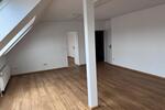 Dachgeschoßwohnung Lingen (Ems) - 2 Zimmer, 65 m&sup2;, 650&euro; | Angebot:26003927