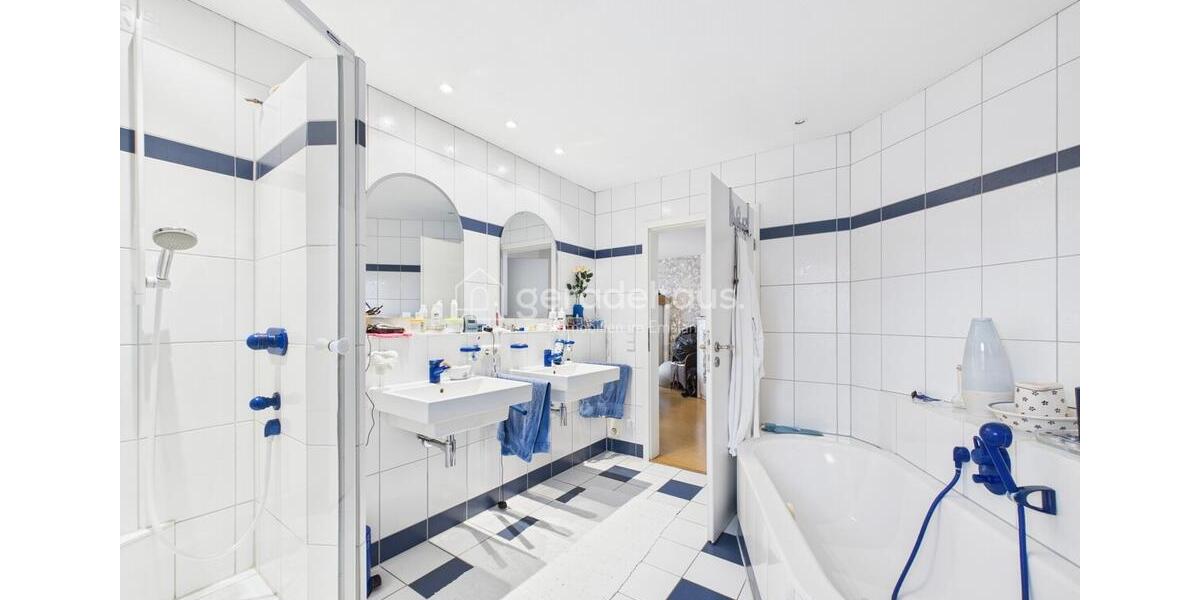 Dachgeschoßwohnung Lingen (Ems) Damaschke - 6.5 Zimmer, 190 m&sup2;, 1.450&euro; | Angebot:24184754