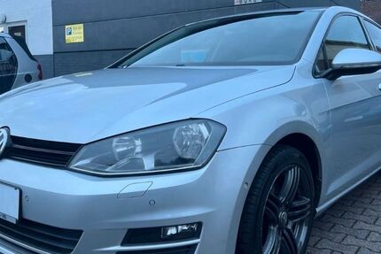 VW Golf 156.811 km 7.490 &euro; Gronau 48599