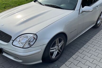 Mercedes-Benz SLK 200 140.000 km 9.900 &euro; Lingen 49811