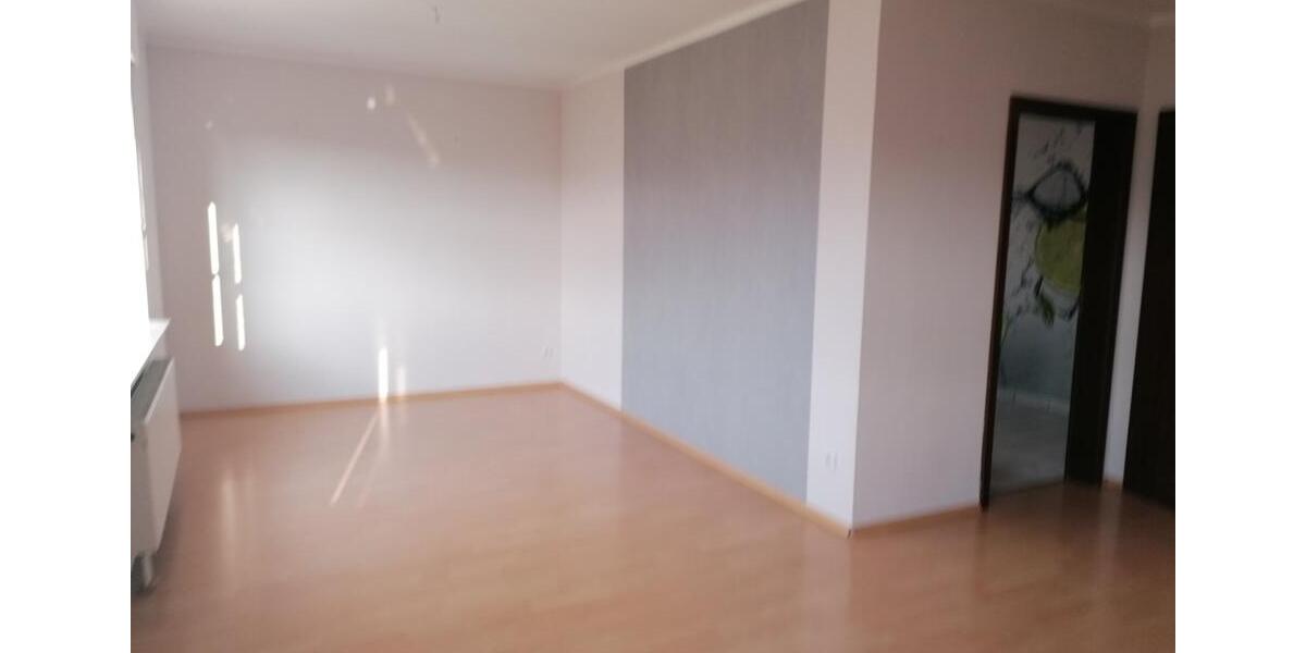 Etagenwohnung Gronau (Westfahlen) - 3 Zimmer, 80 m&sup2;, 700&euro; | Angebot:25590547
