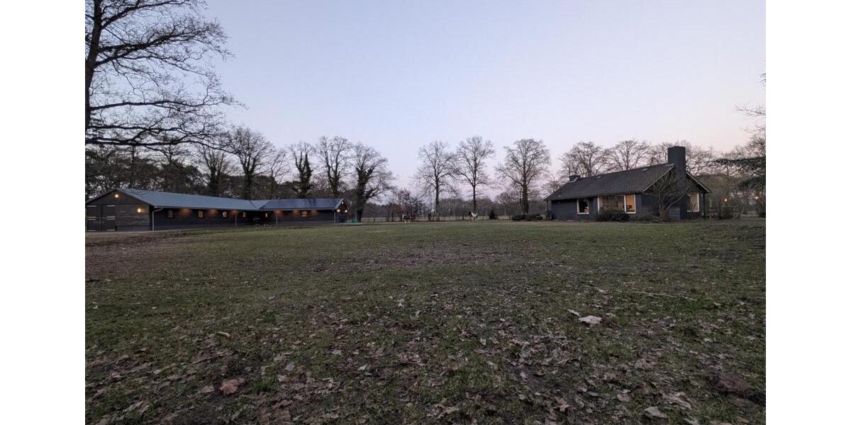 Bauernhaus, Landhaus Gronau (Westfahlen) - 5 Zimmer, 161 m&sup2;, 1.495.000&euro; | Angebot:25353059