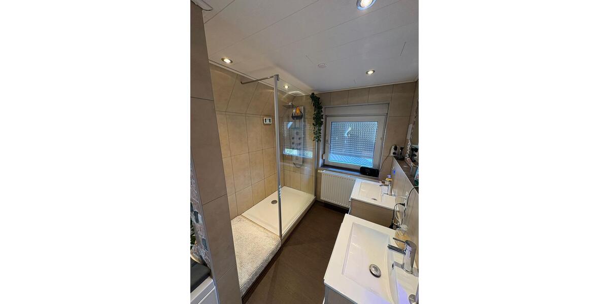 Doppelhaushälfte Uelsen - 4 Zimmer, 102 m&sup2;, 269.000&euro; | Angebot:26083276