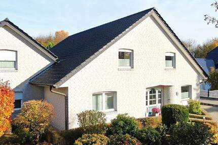 Haus Nordhorn Bakelde - 4 Zimmer, 211 m&sup2;, 398.000&euro; | Angebot:25821485