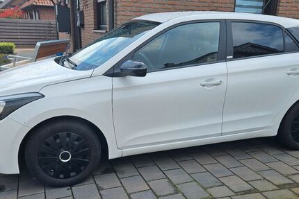 Hyundai i20 86.500 km 10.450 &euro; Nordhorn 48529
