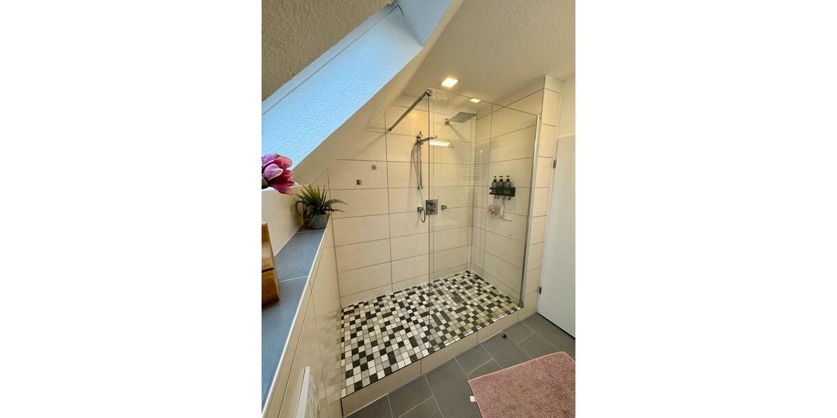 Dachgeschoßwohnung Nordhorn Bakelde - 3 Zimmer, 75 m&sup2;, 240.000&euro; | Angebot:27259957