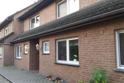 Haus Lingen (Ems) Gauerbach - 4 Zimmer, 118 m&sup2;, 850&euro; | Angebot:26645653