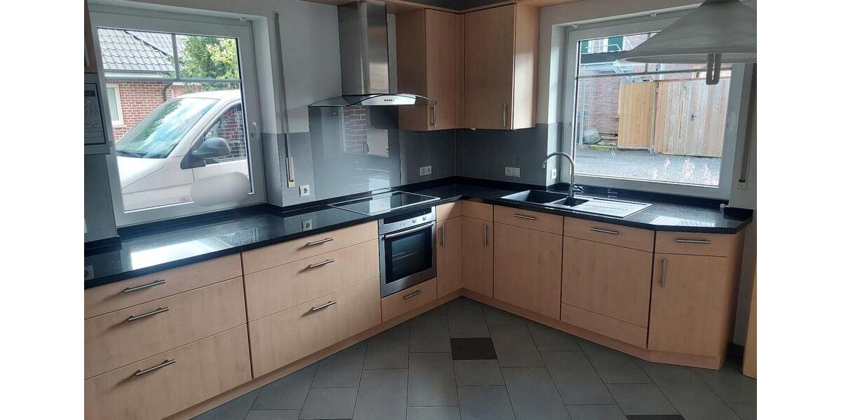 Einfamilienhaus Uelsen - 9 Zimmer, 155 m&sup2;, 449.000&euro; | Angebot:26665575