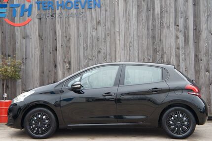 Peugeot 208 172.379 km 3.975 &euro; Bad Bentheim 48455
