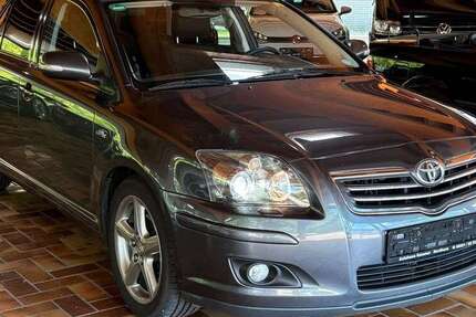 Toyota Avensis 278.000 km 2.999 &euro; Nordhorn 48527