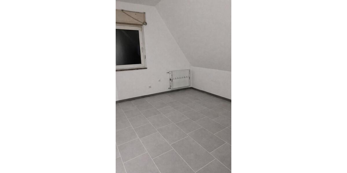 Etagenwohnung Bad Bentheim - 5 Zimmer, 150 m&sup2;, 1.300&euro; | Angebot:25919928