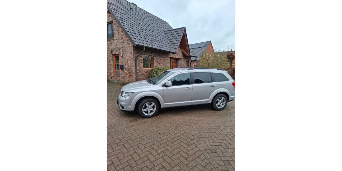 Fiat Freemont 129.000 km 9.800 &euro; Neuenhaus 49828