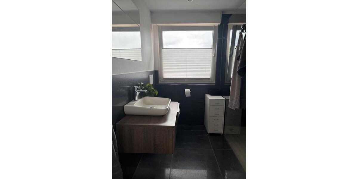 Dachgeschoßwohnung Gronau (Westfahlen) - 2.5 Zimmer, 70 m&sup2;, 840&euro; | Angebot:26648865