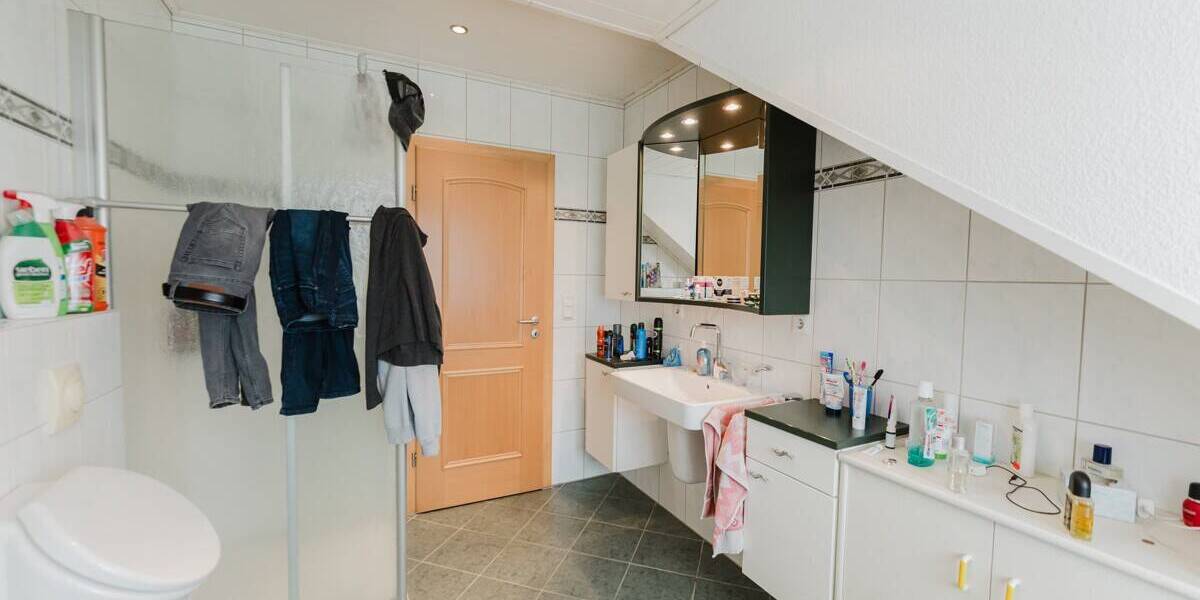 Bungalow Lage - 5 Zimmer, 177 m&sup2;, 395.000&euro; | Angebot:26569171